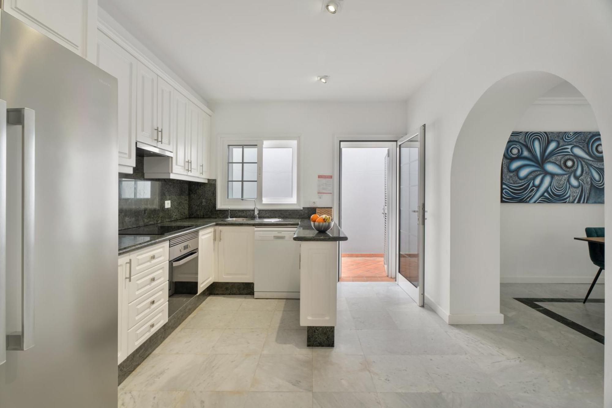 Villa Marbella-Private Heated Pool And Breathtaking View Costa Adeje  Luaran gambar
